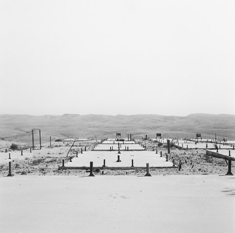 roi kuper, from the series necropolis, 19962000, courtesy of the artist and noga gallery