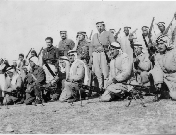 israel netach, photographer disguised as an arab in order to gather intelligence (spy photographer), abdal-qadir al-husayni before going up to gush etzion, palmach archive
