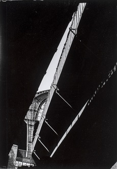 erich comeriner, high speed train station, 1929