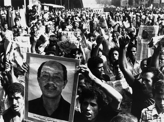 anat saragusti, funeral of egyptian president, anwar sadat, cairo, october 1981