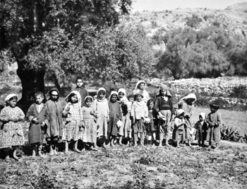 chalil raad, native children of banias 